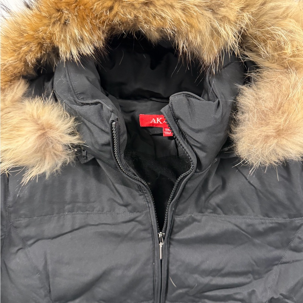 Anne Klein Black Puffer/Down Jacket with Tan Faux Fur